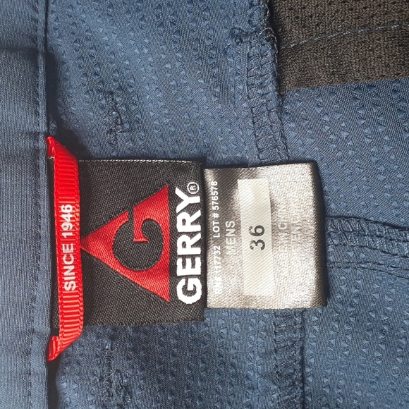 Gerry Blue Performance Men's Shorts Size 36 4-way Stretch Overall Length 21 inch - Picture 9 of 10